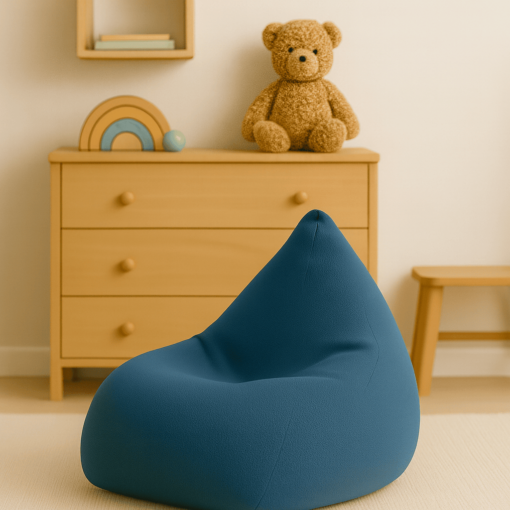 Pouf pour enfant dans une chambre douce et naturelle, décoration Maison du Pouf